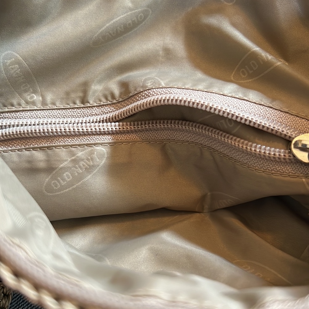 Old Navy Purse - Picture 7 of 9